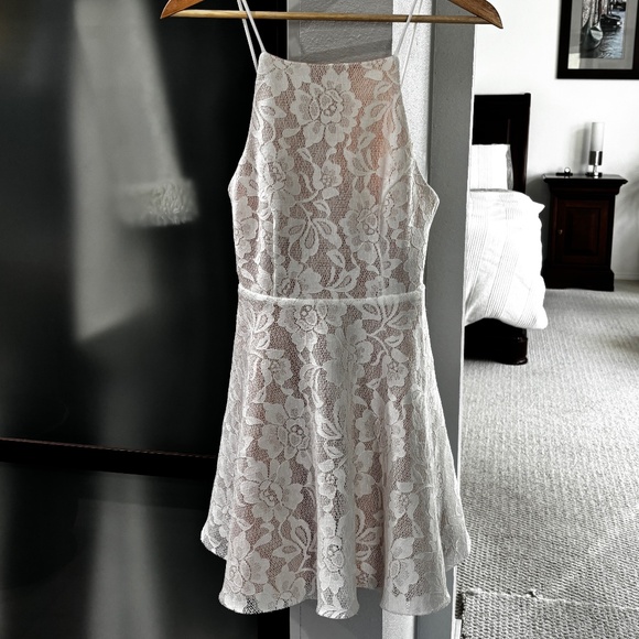 Windsor Lace Overlay Fit & Flare Dress - Ivory Size S - Picture 1 of 9